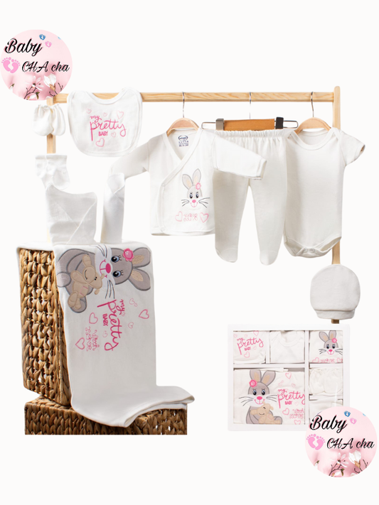 Tavşan ve oyuncak ayı desenli “My Pretty Baby” yazılı 10 parçalık pamuklu yenidoğan kız bebek hastane çıkışı seti.

